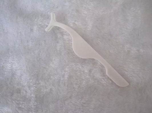 Lash Gripper